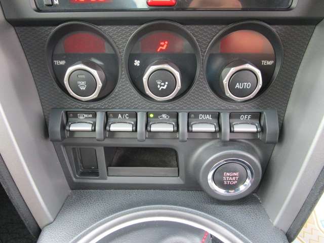 トヨタ ８６ ２．０ ＧＴ H25年 (関東) 99