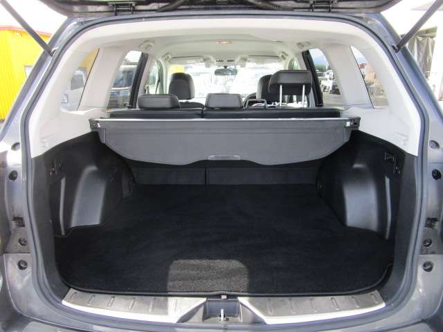 スバル フォレスター ２．０ＸＴ アイサイト ４ＷＤ H25年 (関東) 99