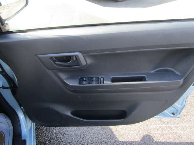 ダイハツ ミラ　イース ６６０ Ｌ ＳＡＩＩＩ H29年 (関東) 99