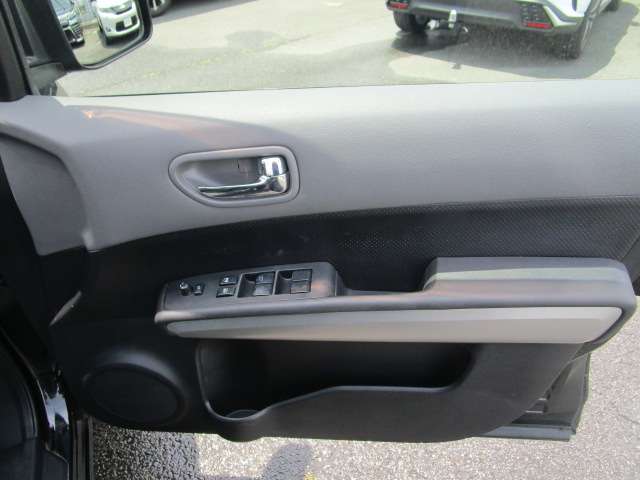 日産 エクストレイル ２．０ ２０Ｘ ４ＷＤ H19年 (関東) 99