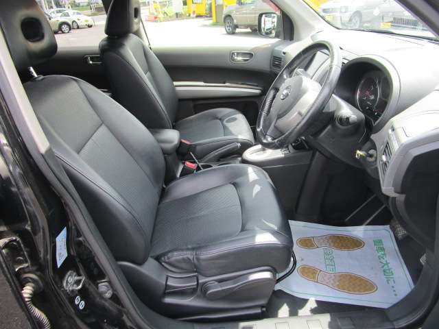 日産 エクストレイル ２．０ ２０Ｘ ４ＷＤ H19年 (関東) 99
