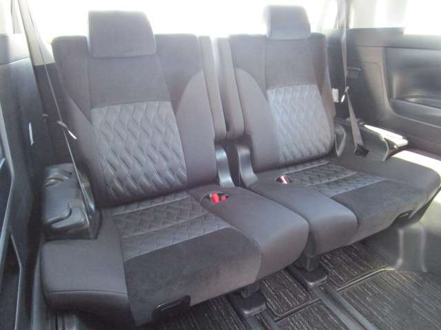 トヨタ ヴェルファイア ２．５ Ｚ R1年 (関東) 99