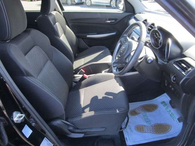 スズキ スイフト １．２ ハイブリッド ＲＳ H29年 (関東) 99