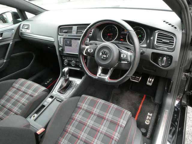 フォルクスワーゲン ゴルフ ＧＴＩ H28年 (関東) 99
