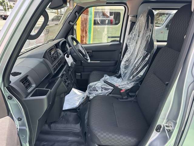 ダイハツ ハイゼットカーゴ ６６０ デラックス ４ＷＤ R5年 (東海) 99