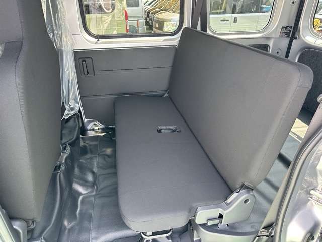 ダイハツ ハイゼットカーゴ ６６０ デラックス ４ＷＤ R5年 (東海) 99