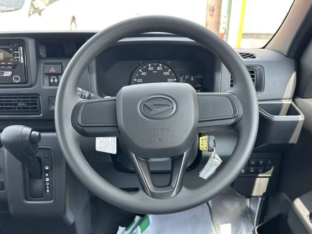 ダイハツ ハイゼットカーゴ ６６０ デラックス ４ＷＤ R5年 (東海) 99