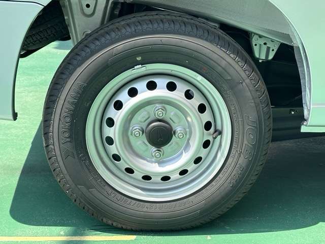 ダイハツ ハイゼットカーゴ ６６０ デラックス ４ＷＤ R5年 (東海) 99