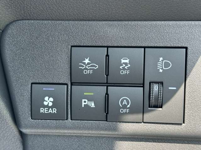 ダイハツ ハイゼットカーゴ ６６０ デラックス ４ＷＤ R5年 (東海) 99