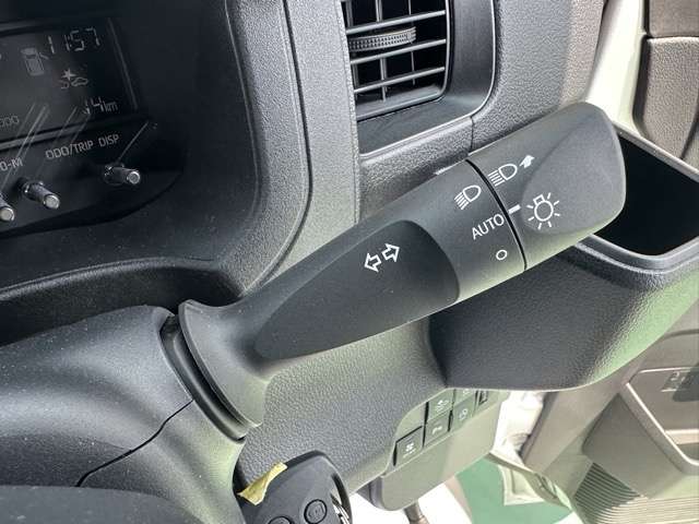 ダイハツ ハイゼットカーゴ ６６０ デラックス ４ＷＤ R5年 (東海) 99