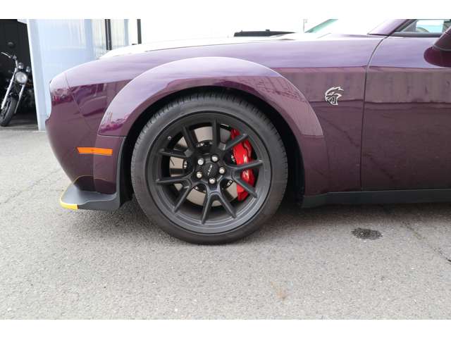 ダッジ チャレンジャー ＳＲＴ ヘルキャット R4年 (東海) 99