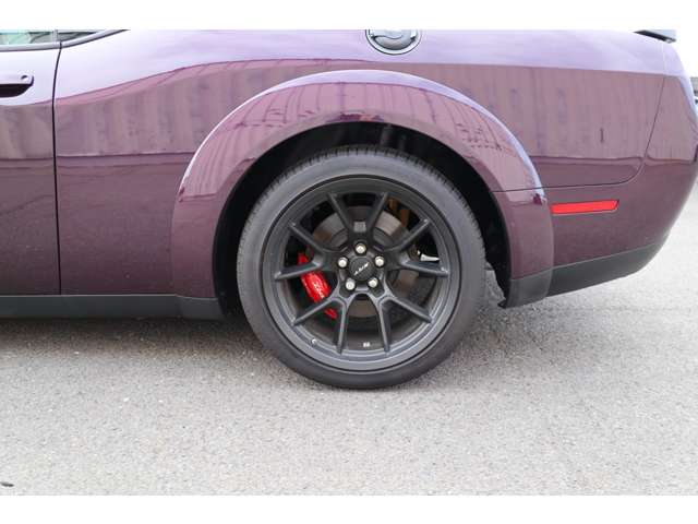 ダッジ チャレンジャー ＳＲＴ ヘルキャット R4年 (東海) 99