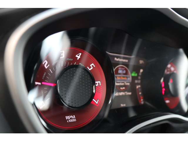 ダッジ チャレンジャー ＳＲＴ ヘルキャット R4年 (東海) 99