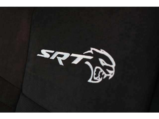 ダッジ チャレンジャー ＳＲＴ ヘルキャット R4年 (東海) 99