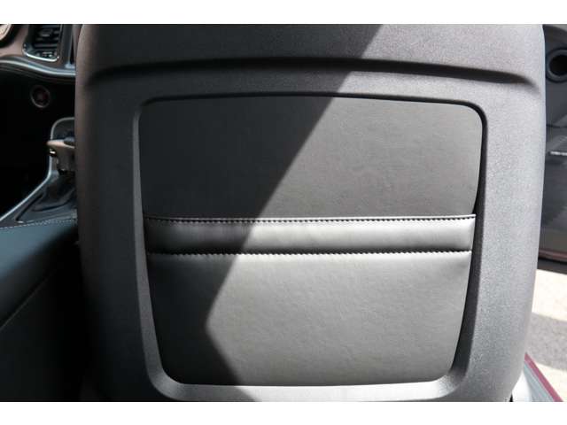 ダッジ チャレンジャー ＳＲＴ ヘルキャット R4年 (東海) 99