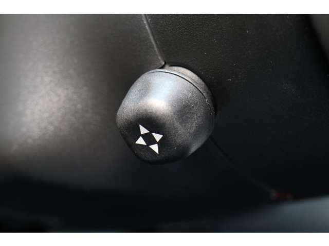 ダッジ チャレンジャー ＳＲＴ ヘルキャット R4年 (東海) 99