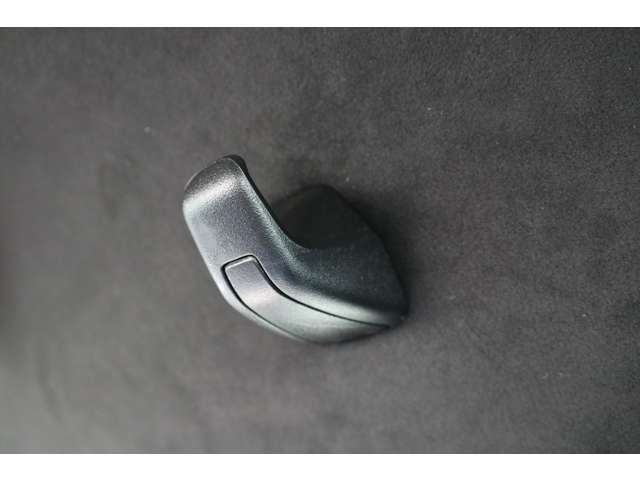 ダッジ チャレンジャー ＳＲＴ ヘルキャット R4年 (東海) 99