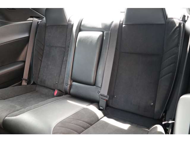 ダッジ チャレンジャー ＳＲＴ ヘルキャット R4年 (東海) 99