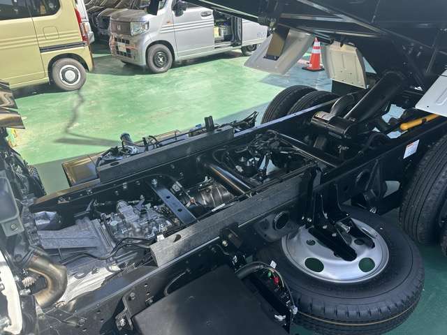 三菱フソウ キャンター ３．０ 強化ダンプ 全低床 ディーゼルターボ R7年 (東海) 99