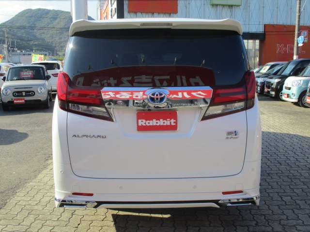 トヨタ アルファード　ハイブリッド ハイブリッド ２．５ Ｘ Ｅ－ＦＯＵＲ ４ＷＤ H29年 (中国) 99