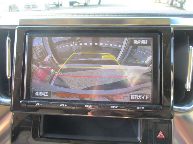 トヨタ アルファード　ハイブリッド ハイブリッド ２．５ Ｘ Ｅ－ＦＯＵＲ ４ＷＤ H29年 (中国) 99