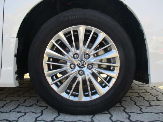 トヨタ アルファード　ハイブリッド ハイブリッド ２．５ Ｘ Ｅ－ＦＯＵＲ ４ＷＤ H29年 (中国) 99