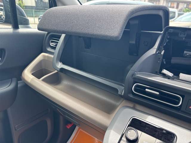 ホンダ フリード　ハイブリッド １．５ Ｅ：ＨＥＶ エアー ＥＸ R7年 (近畿) 99