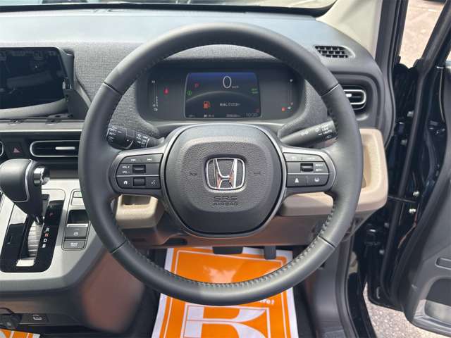 ホンダ フリード　ハイブリッド １．５ Ｅ：ＨＥＶ エアー ＥＸ R7年 (近畿) 99