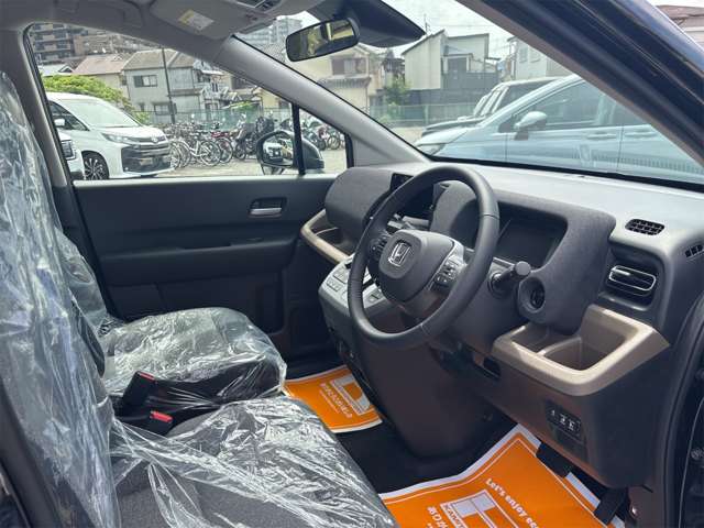 ホンダ フリード　ハイブリッド １．５ Ｅ：ＨＥＶ エアー ＥＸ R7年 (近畿) 99