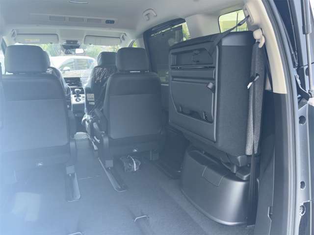 ホンダ フリード　ハイブリッド １．５ Ｅ：ＨＥＶ エアー ＥＸ R7年 (近畿) 99