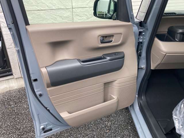 ホンダ Ｎ　ＢＯＸ ジョイ ６６０ ２トーン R7年 (関東) 99