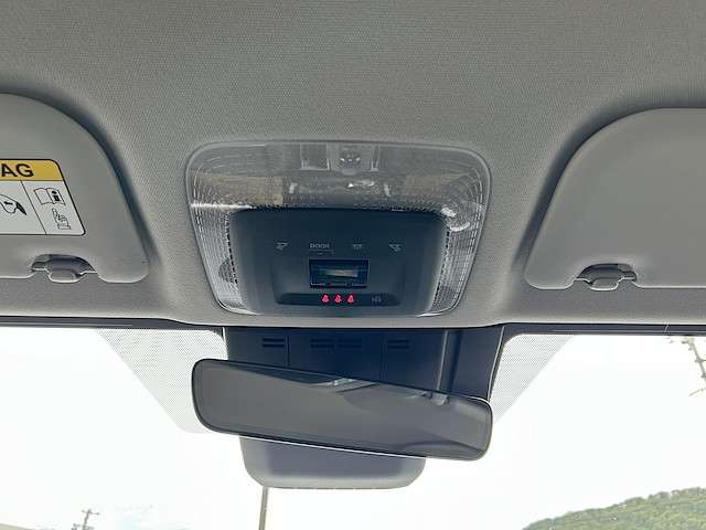 トヨタ プリウス ２．０ Ｚ R7年 () 99