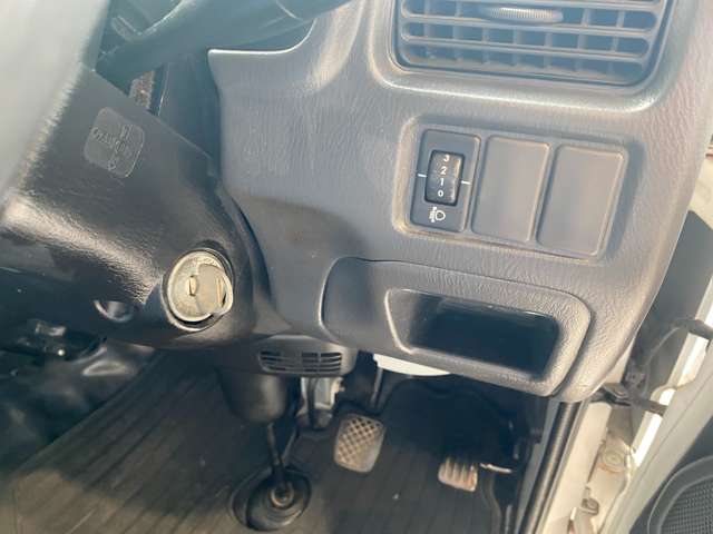 スバル サンバートラック ６６０ ＴＣ 三方開 ４ＷＤ H19年 (九州・沖縄) 99