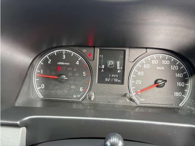 日産 ＮＶ３５０キャラバン ２．５ ＤＸ ロングボディ ディーゼルターボ ４ＷＤ R2年 (東北) 99