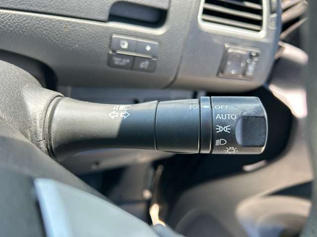 日産 セレナ ２．０ ハイウェイスター Ｓ－ＨＹＢＲＩＤ アドバンストセーフティ パッケージ H26年 (九州・沖縄) 99