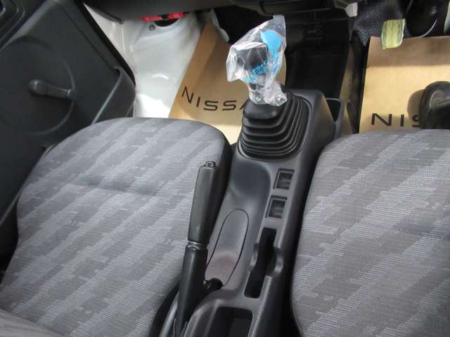 スズキ キャリイトラック ６６０ ＫＣエアコン・パワステ ３方開 H24年 (九州・沖縄) 99