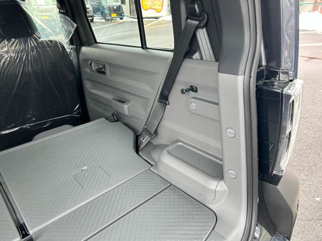 ダイハツ タフト ６６０ Ｇ ダーククロム ベンチャー ４ＷＤ R6年 () 99