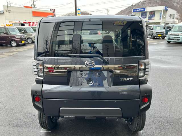 ダイハツ タフト ６６０ Ｇ ダーククロム ベンチャー ４ＷＤ R6年 () 99