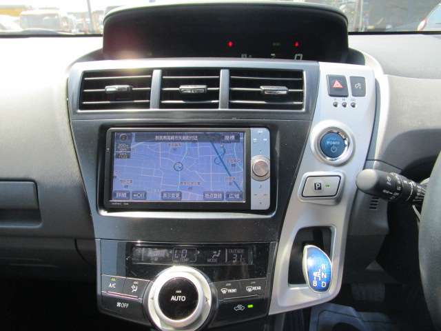 トヨタ プリウスΑ １．８ Ｓ ツーリングセレクション H23年 (関東) 99