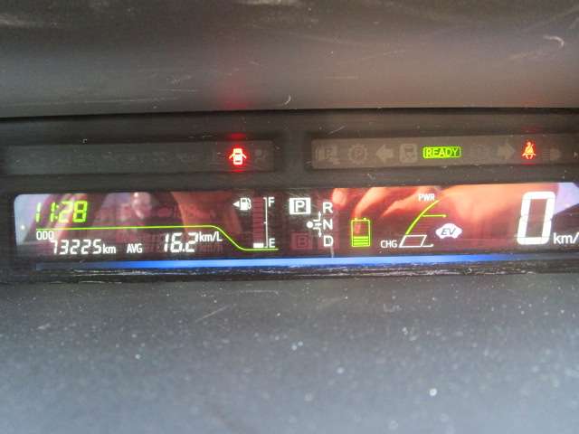 トヨタ プリウスΑ １．８ Ｓ ツーリングセレクション H23年 (関東) 99