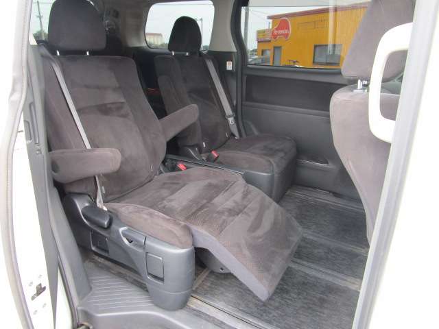 トヨタ ヴェルファイア ２．４Ｚ　プラチナセレクション H22年 (関東) 99