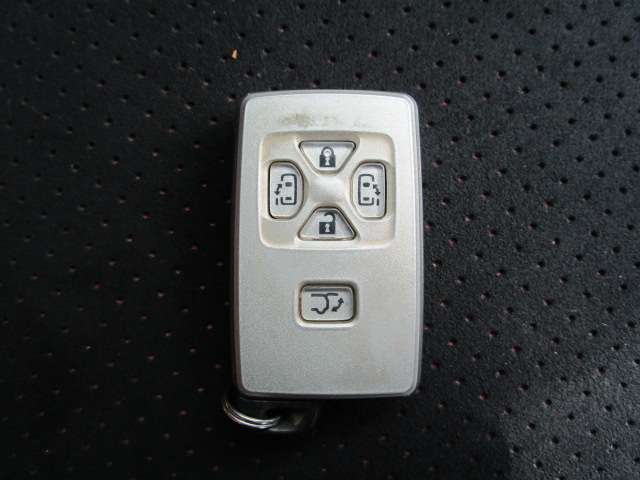 トヨタ ヴェルファイア ２．４Ｚ　プラチナセレクション H22年 (関東) 99