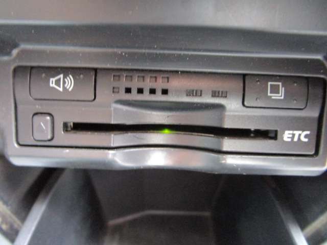 トヨタ ヴェルファイア ２．４Ｚ　プラチナセレクション H22年 (関東) 99