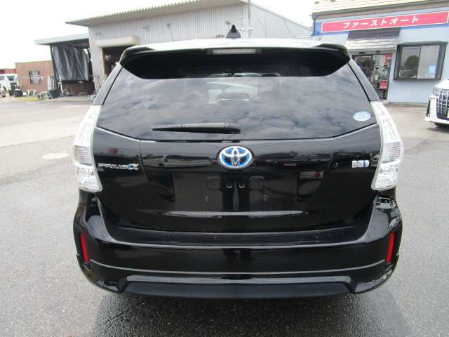 トヨタ プリウスΑ １．８ Ｇ H23年 (関東) 99