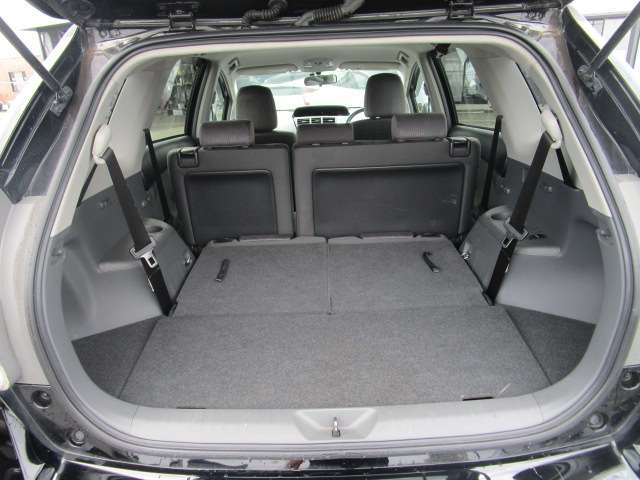 トヨタ プリウスΑ １．８ Ｇ H23年 (関東) 99