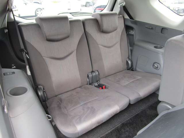 トヨタ プリウスΑ １．８ Ｇ H23年 (関東) 99