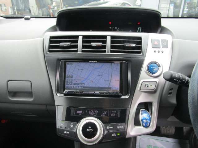 トヨタ プリウスΑ １．８ Ｇ H23年 (関東) 99