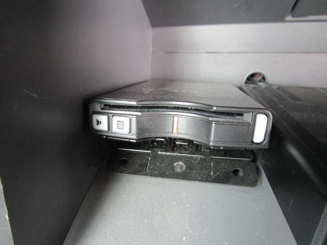 トヨタ プリウスΑ １．８ Ｇ H23年 (関東) 99