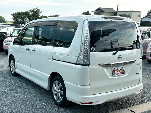 日産 セレナ ２．０ ハイウェイスター Ｓ－ＨＹＢＲＩＤ H25年 (九州・沖縄) 99
