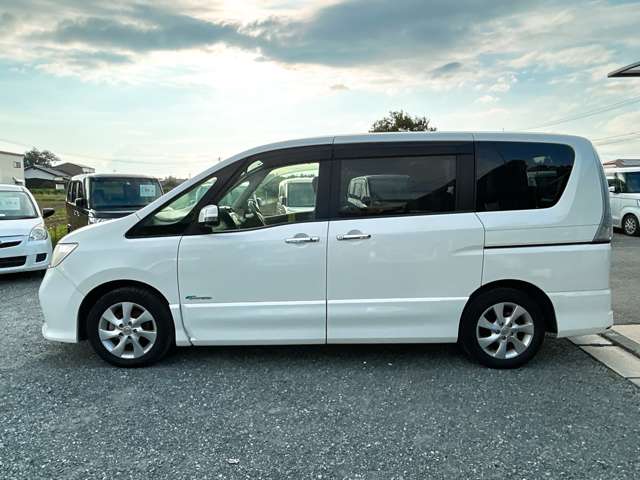 日産 セレナ ２．０ ハイウェイスター Ｓ－ＨＹＢＲＩＤ H25年 (九州・沖縄) 99
